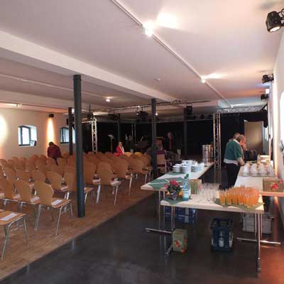 Blick-durch-Veranstaltungsrum Blick durch Veranstaltungsraum