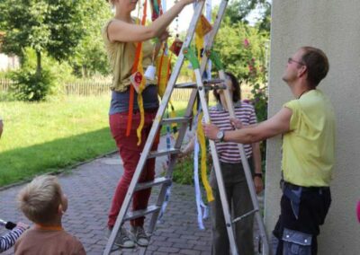 Windsspiel wird aufgehängt